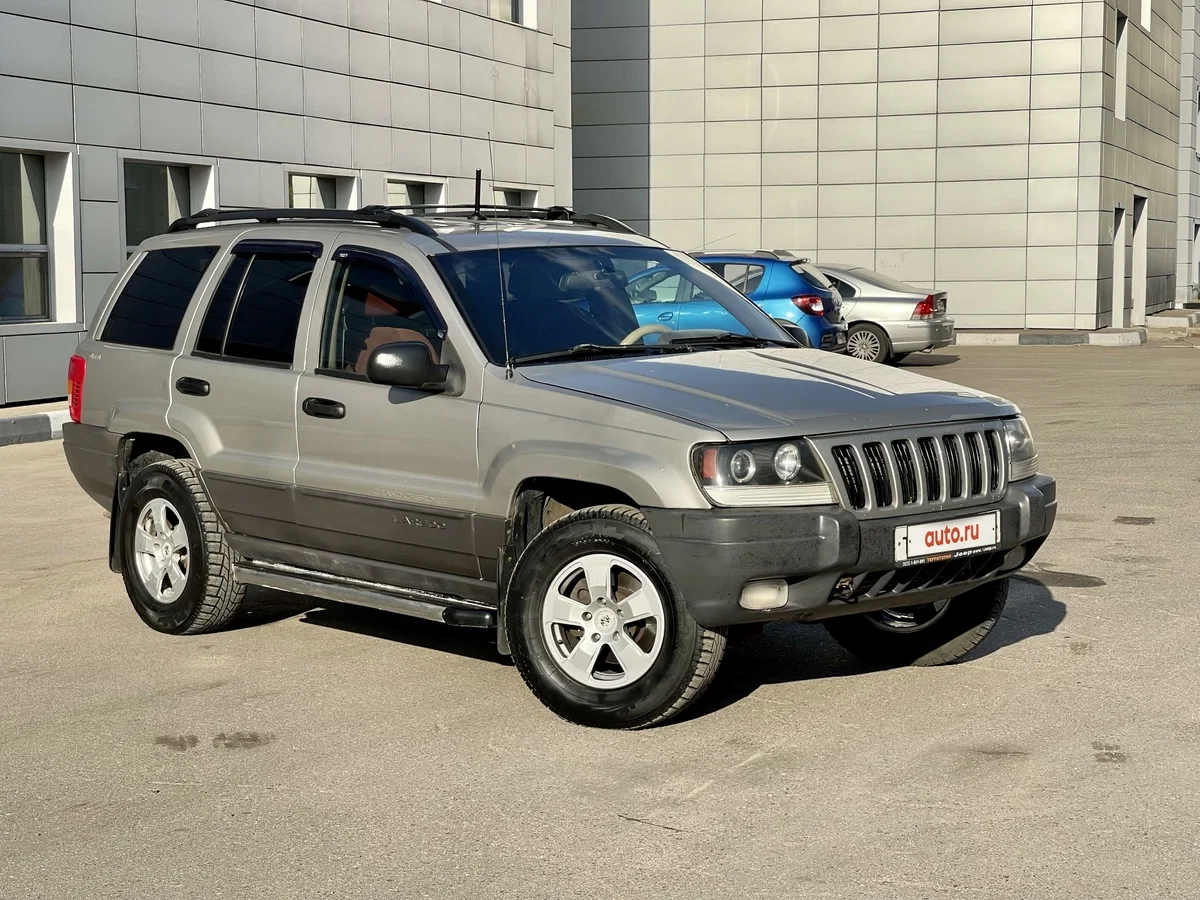 Внешний вид автомобиля — JEEP GRAND CHEROKEE
