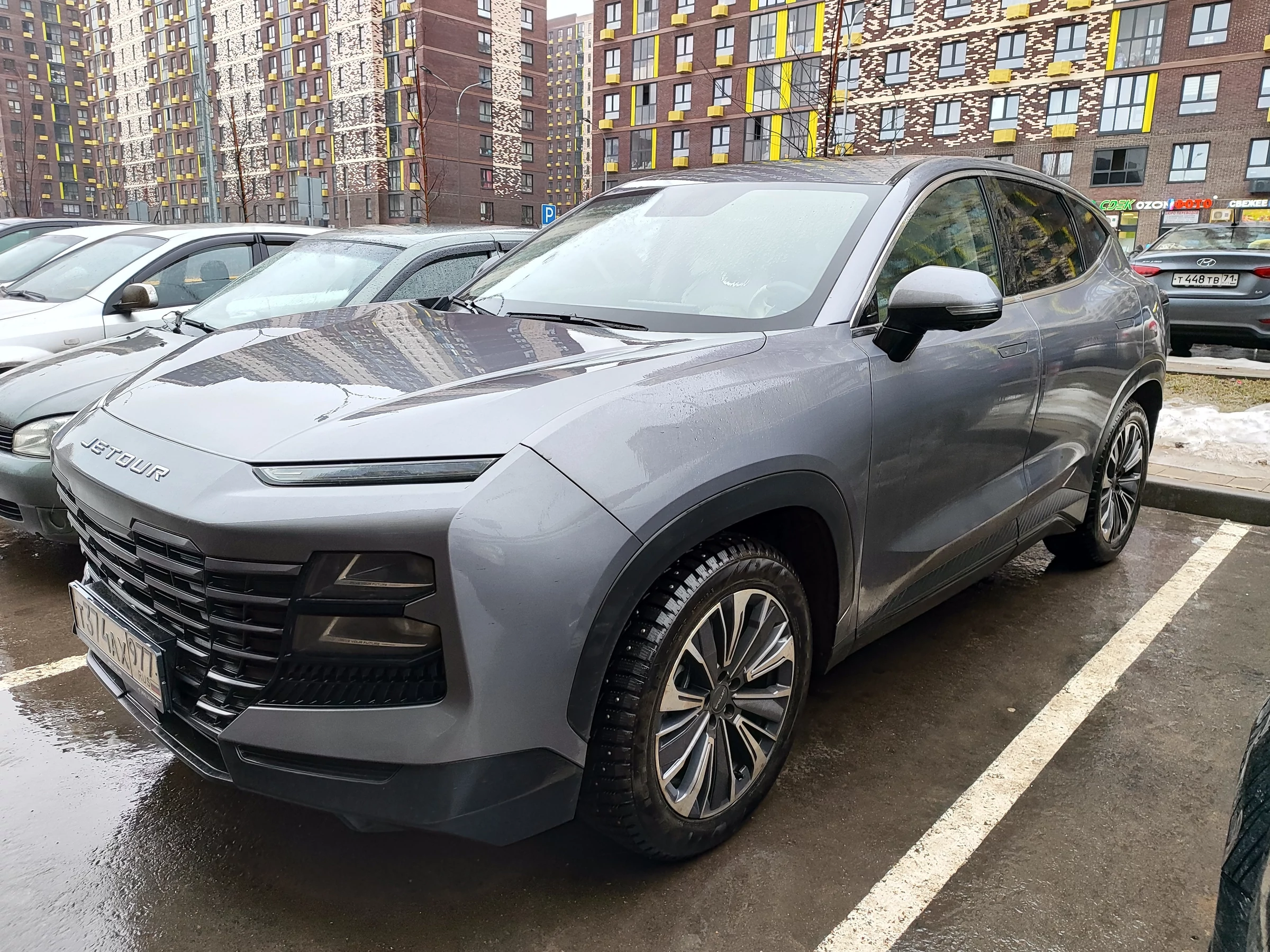 Внешний вид автомобиля — JETOUR DASHING