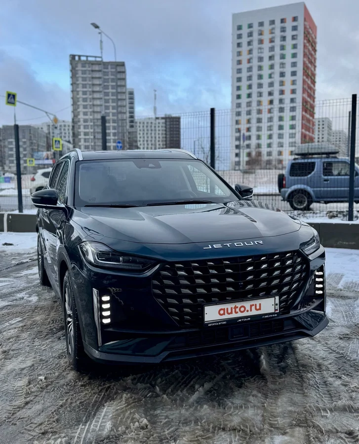 Внешний вид автомобиля — JETOUR X70 PLUS