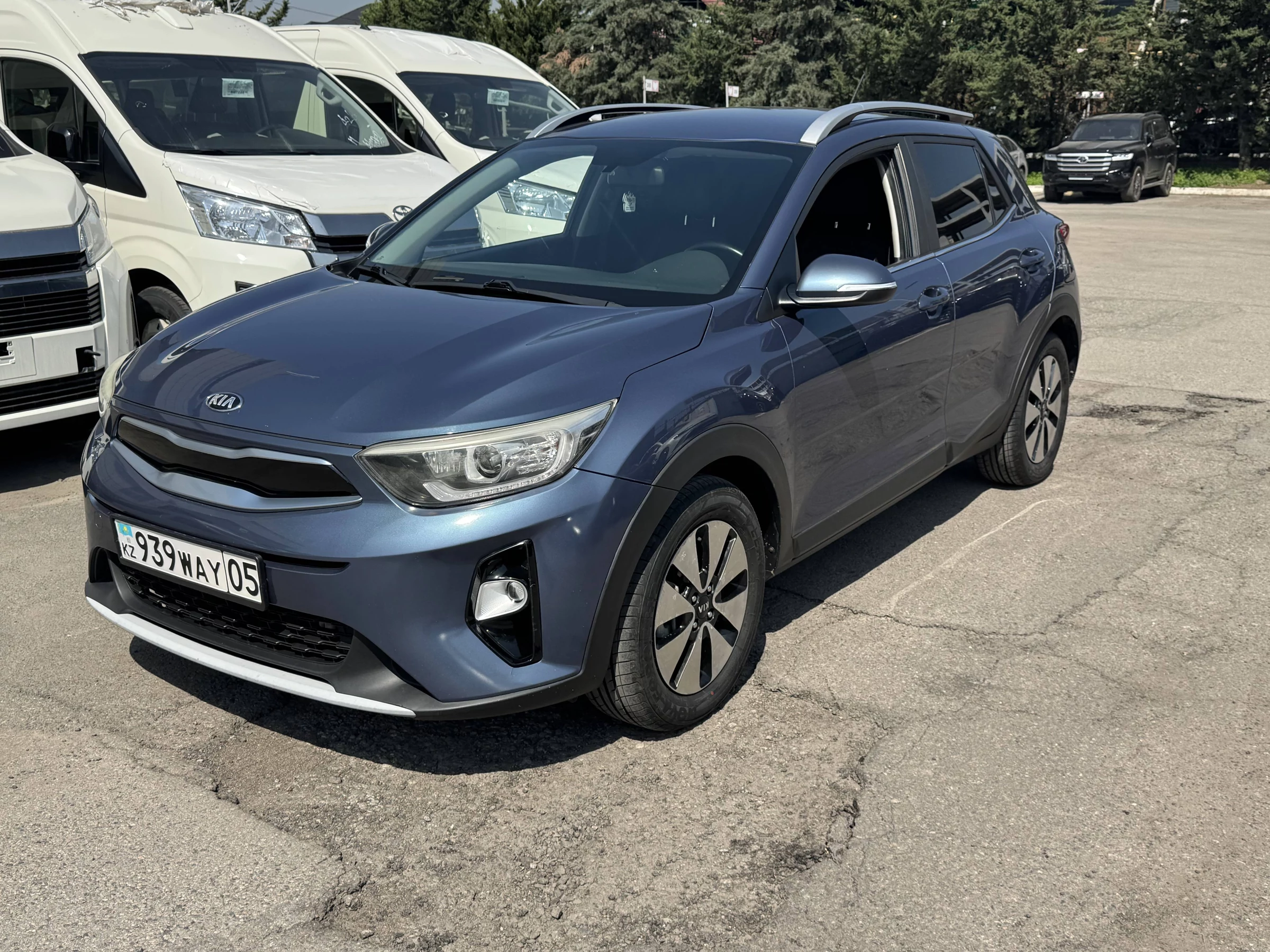 Внешний вид автомобиля — KIA Stonic