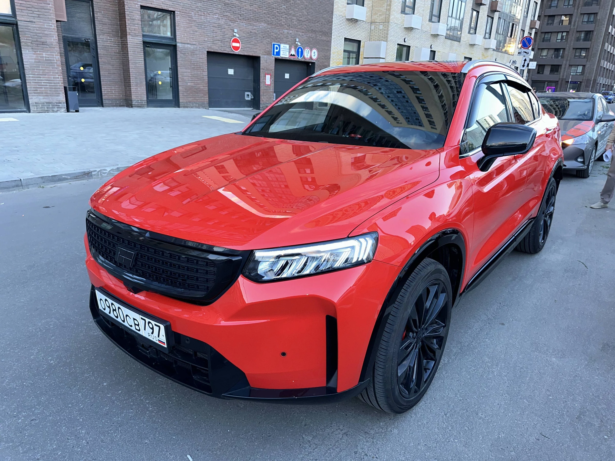 Внешний вид автомобиля — KNEWSTAR 001