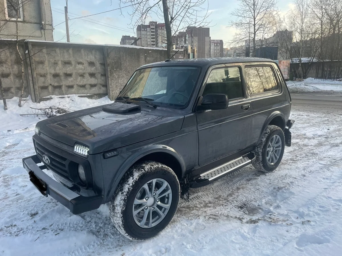 Внешний вид автомобиля — LADA 2121
