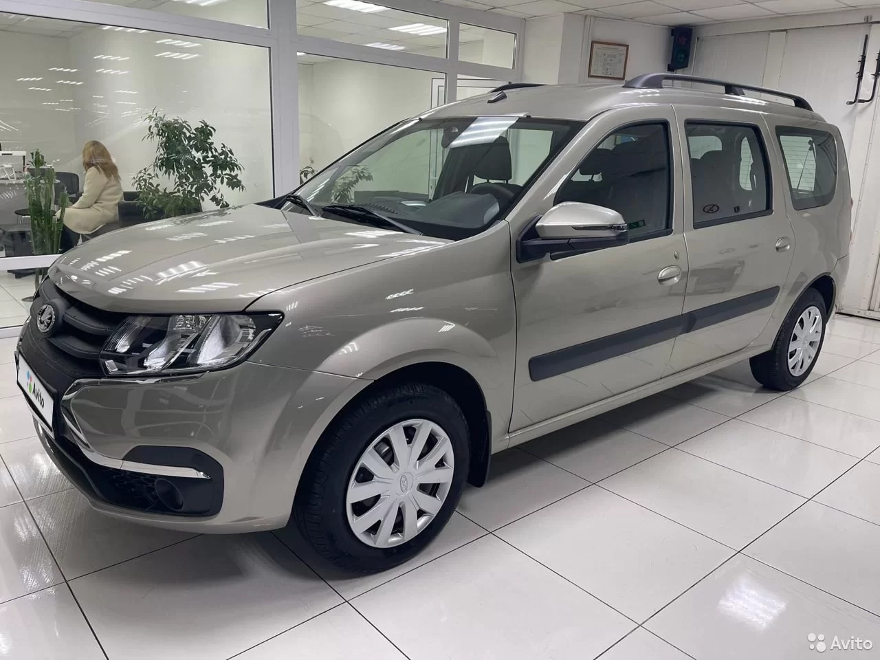 Внешний вид автомобиля — LADA LARGUS
