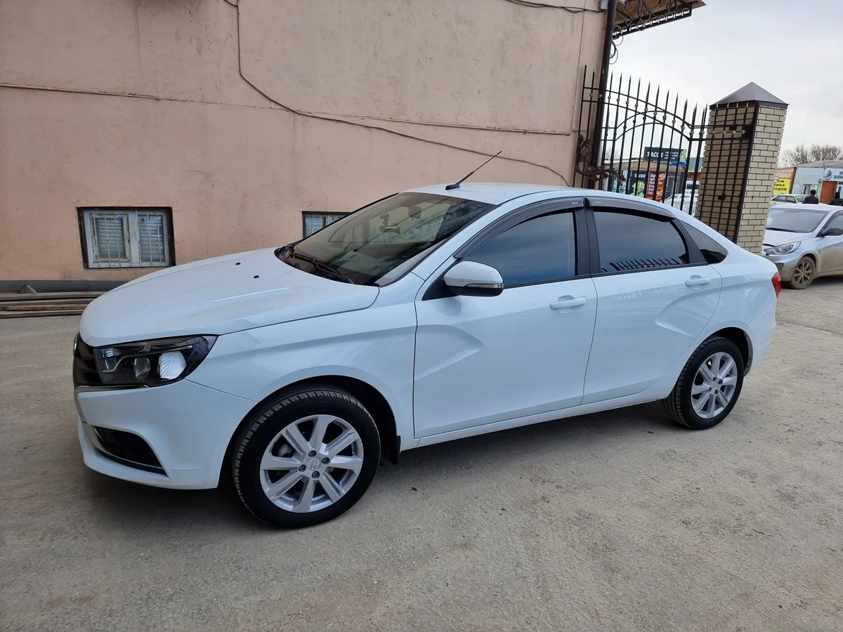 Внешний вид автомобиля — LADA VESTA