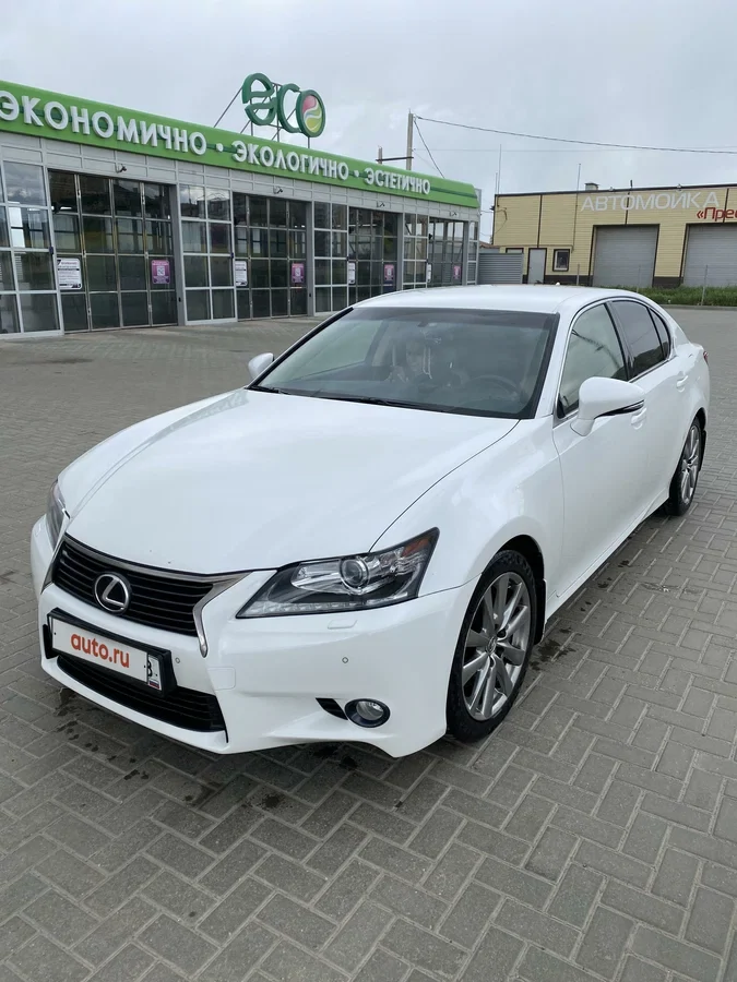 Внешний вид автомобиля — LEXUS GS