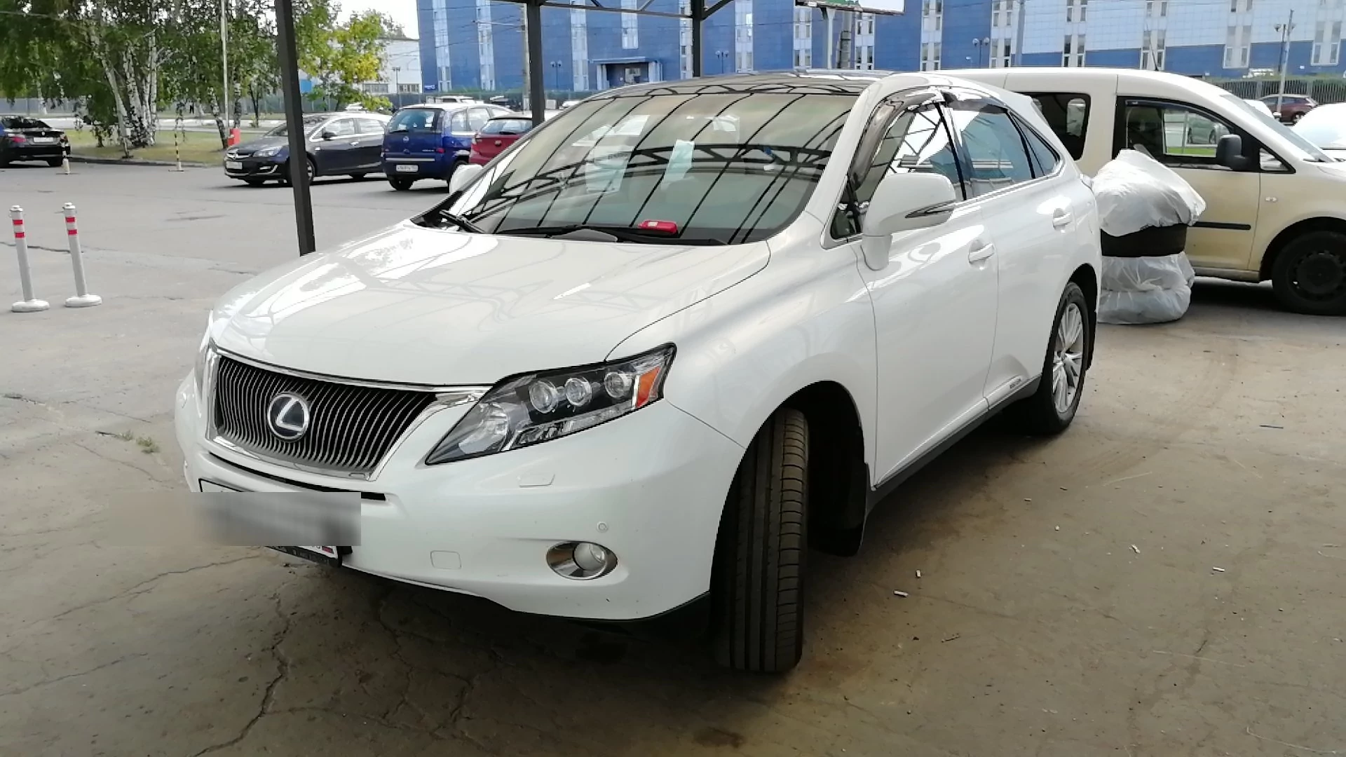 Внешний вид автомобиля — LEXUS RX