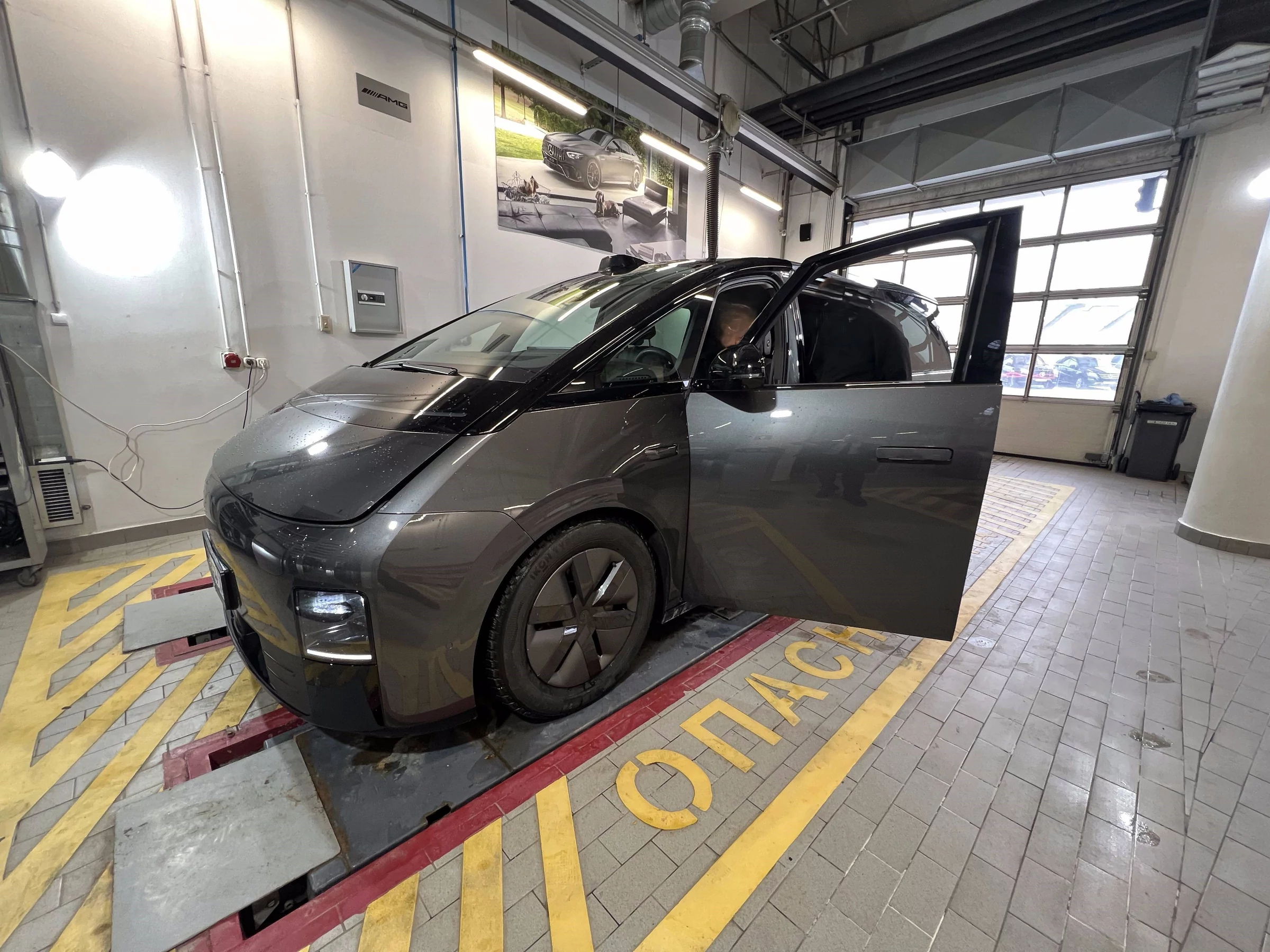 Внешний вид автомобиля — LI (LIXIANG) MEGA