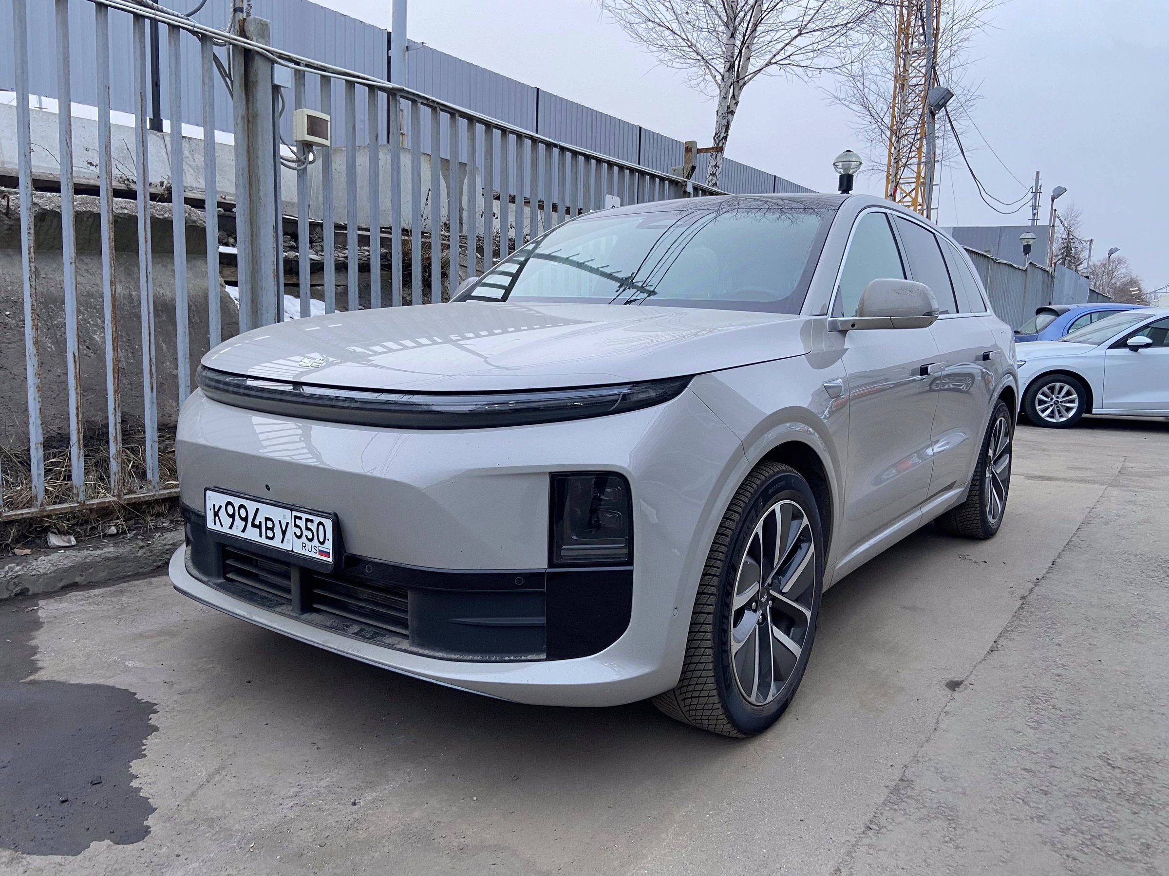 Внешний вид автомобиля — LI L6