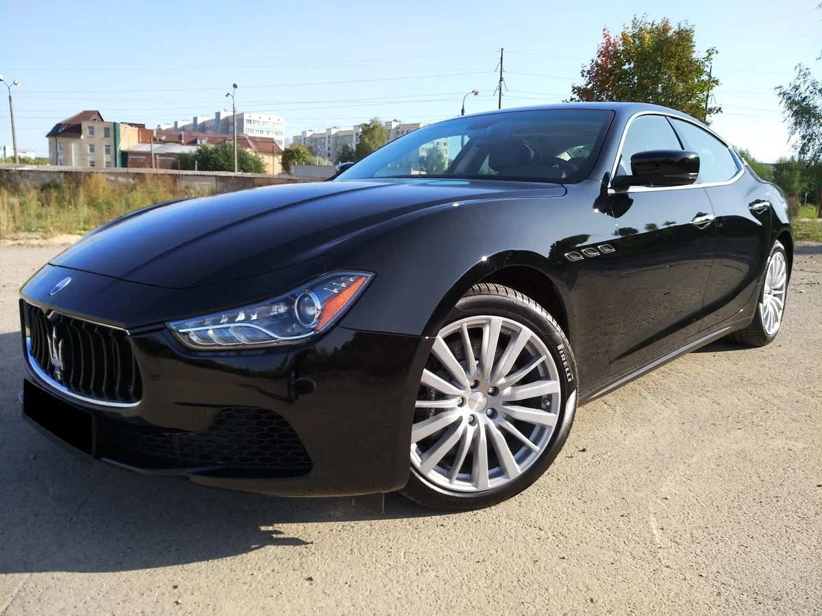 Внешний вид автомобиля — MASERATI GHIBLI