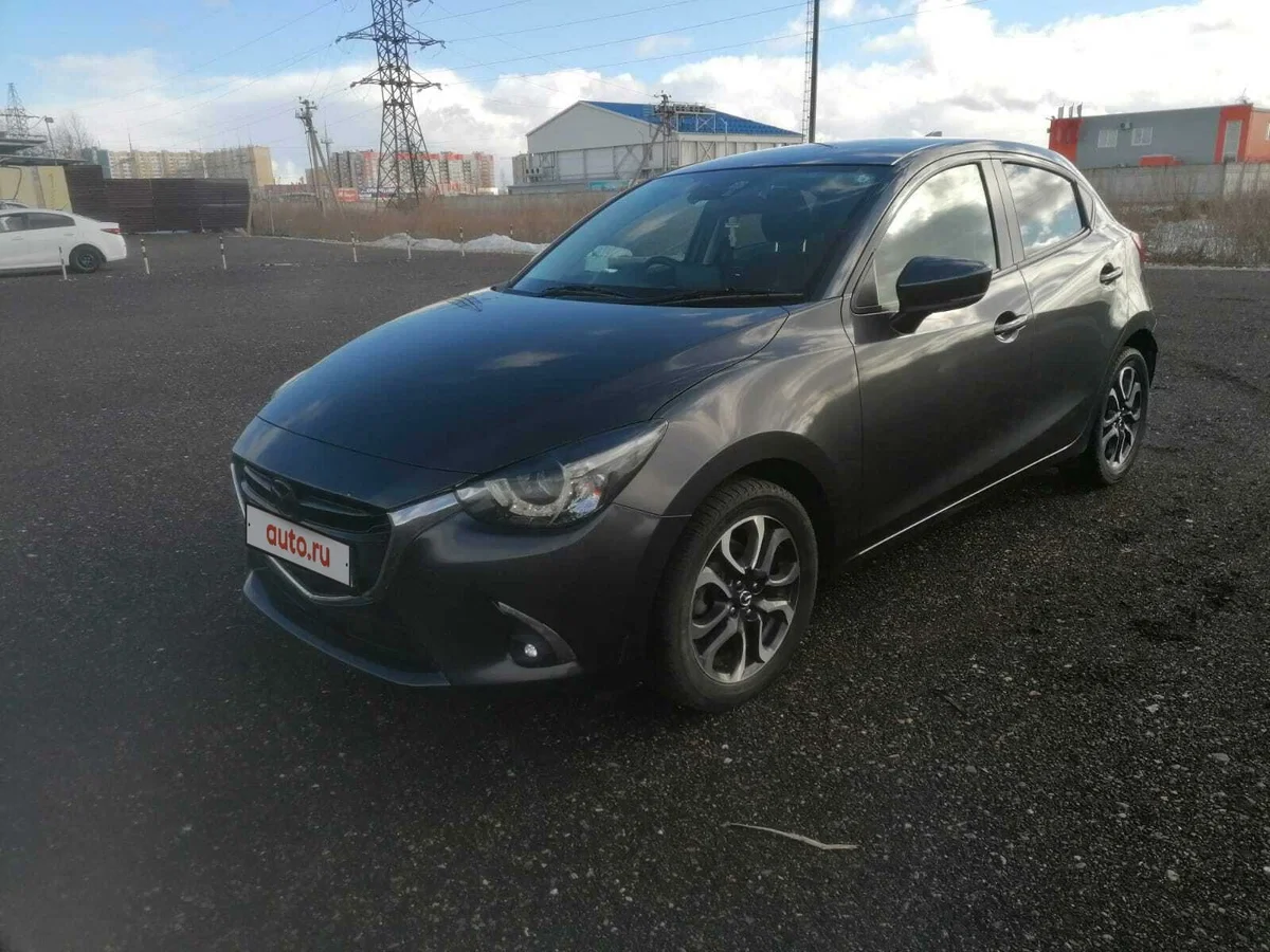 Внешний вид автомобиля — MAZDA 2