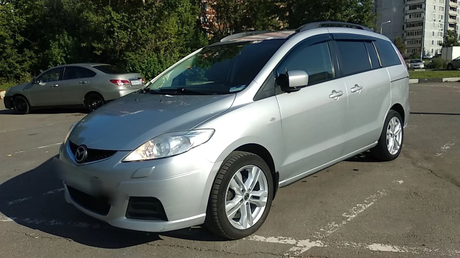 Внешний вид автомобиля — MAZDA 5