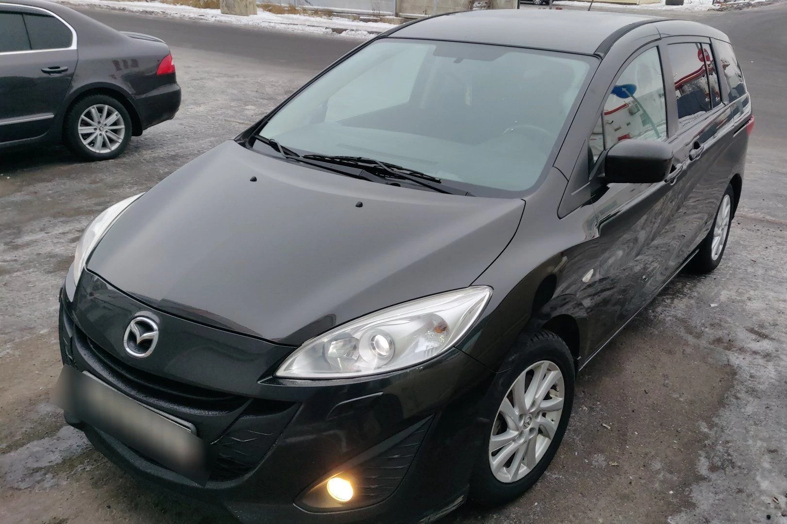 Внешний вид автомобиля — MAZDA 5