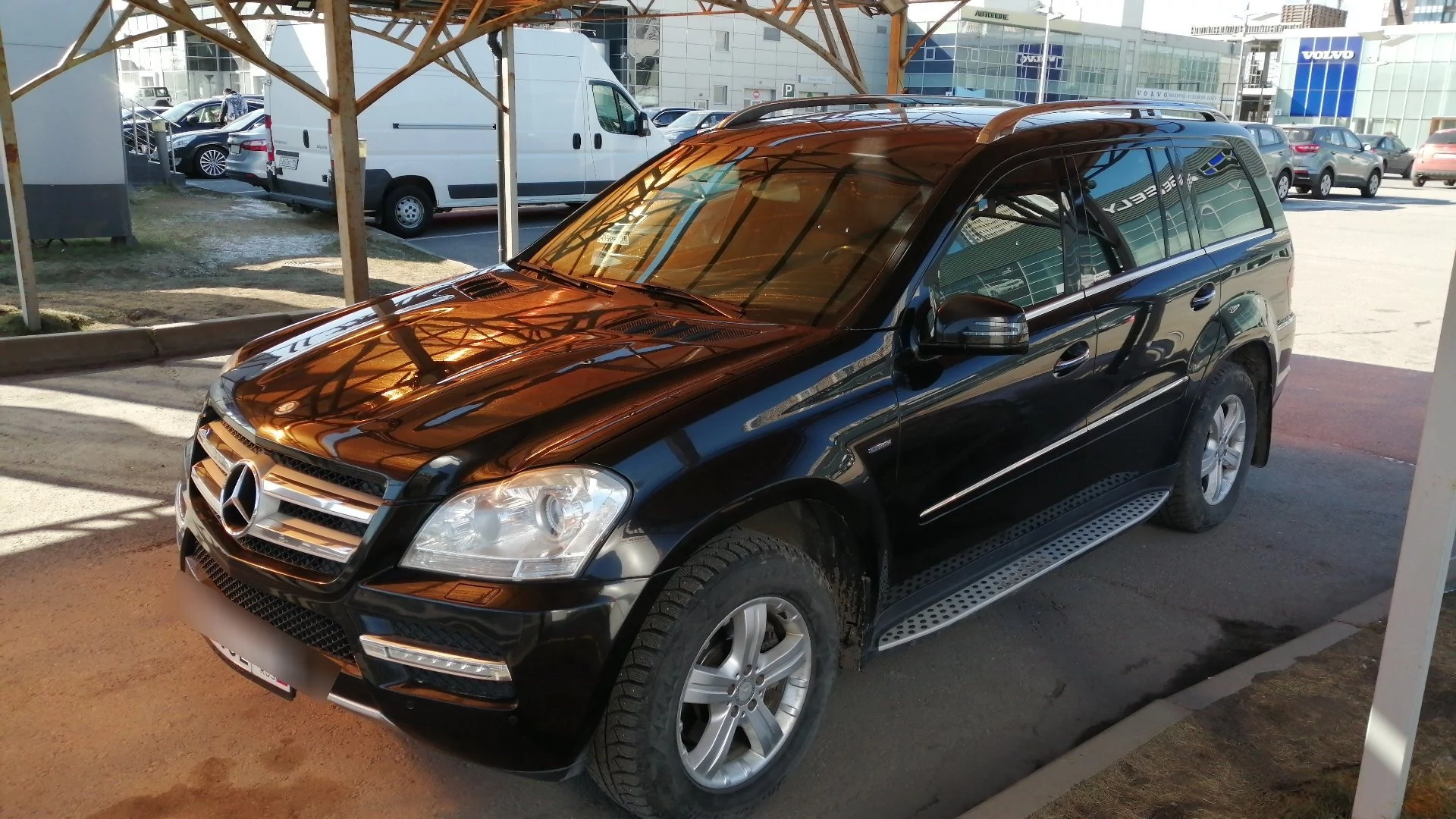 Внешний вид автомобиля — MERCEDES GL-CLASS