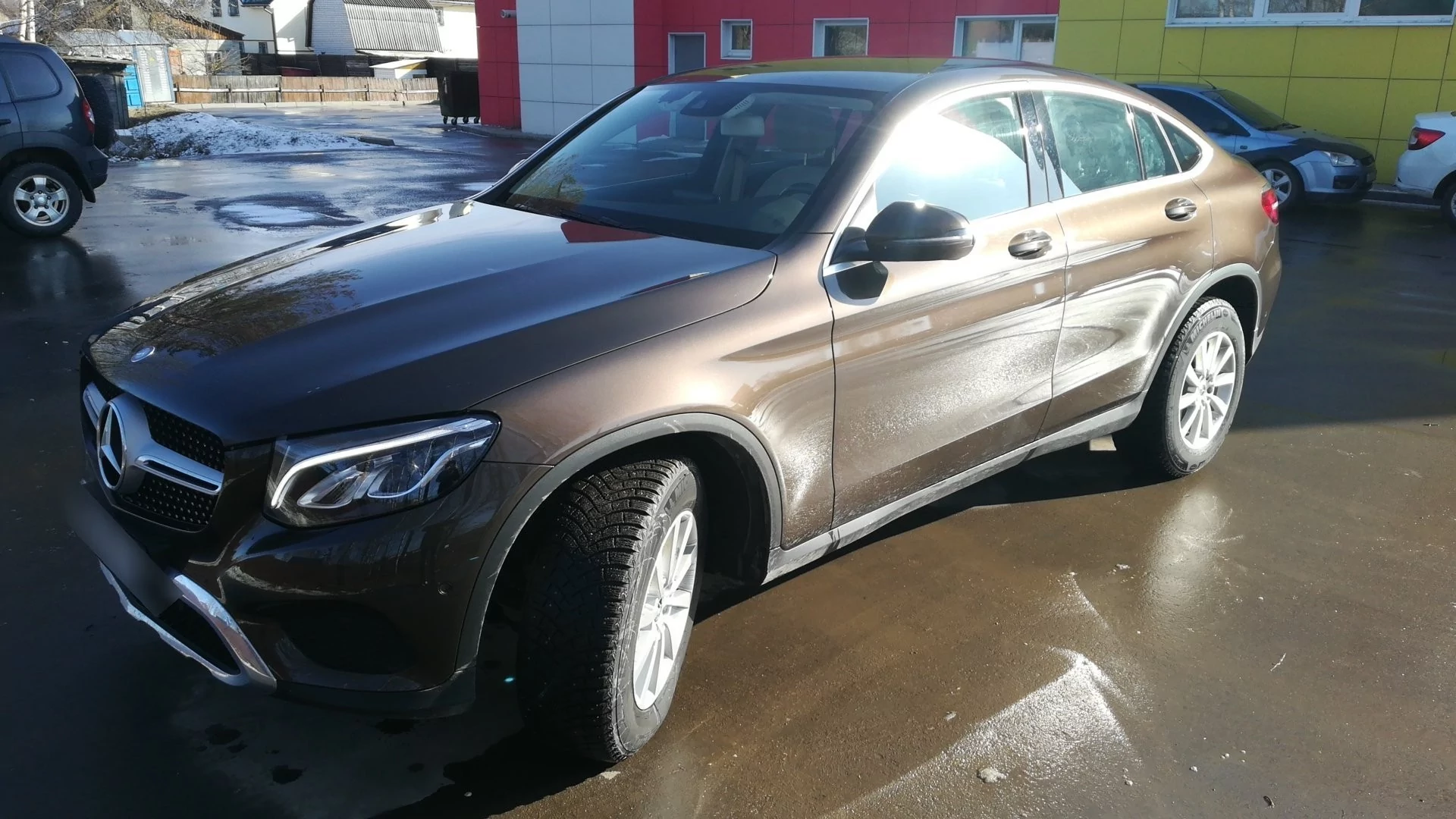 Внешний вид автомобиля — MERCEDES GLC-CLASS