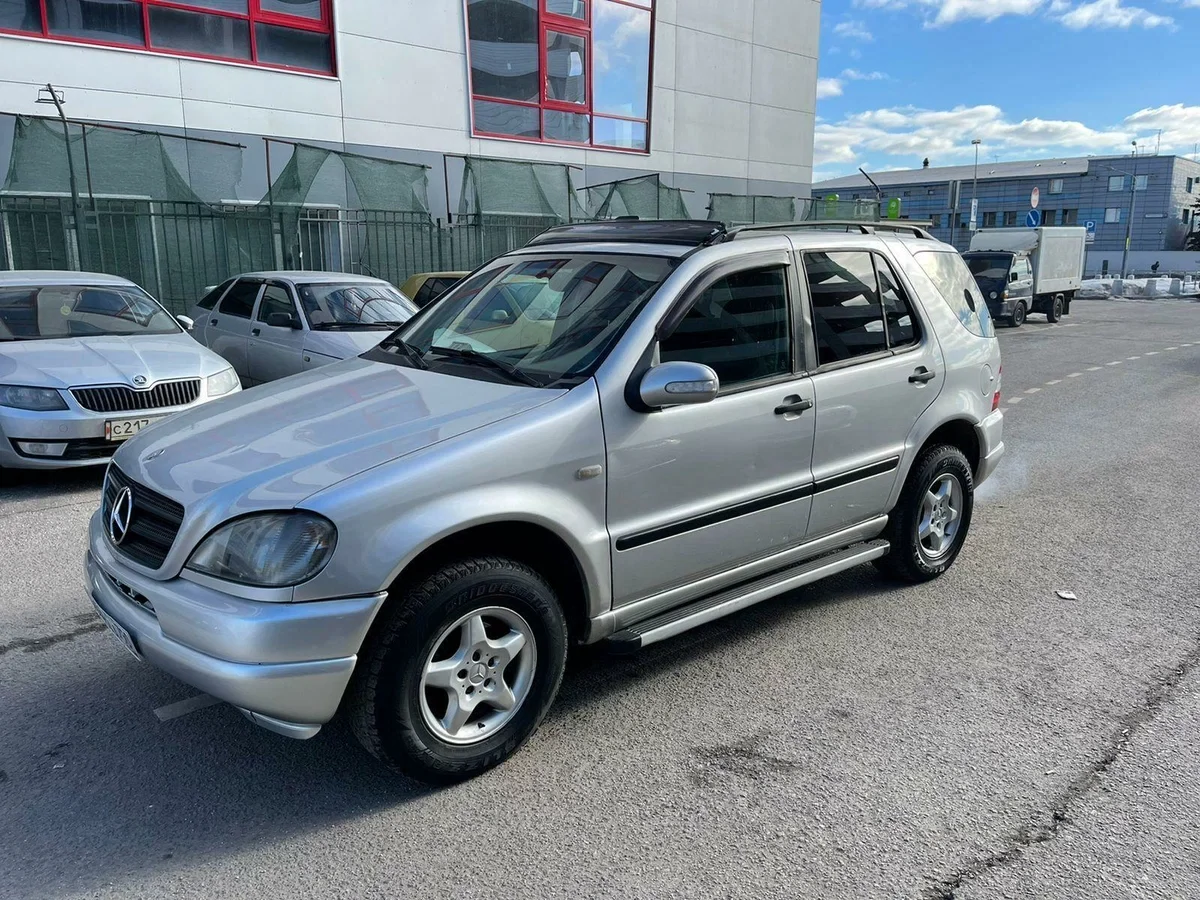Внешний вид автомобиля — MERCEDES M-CLASS