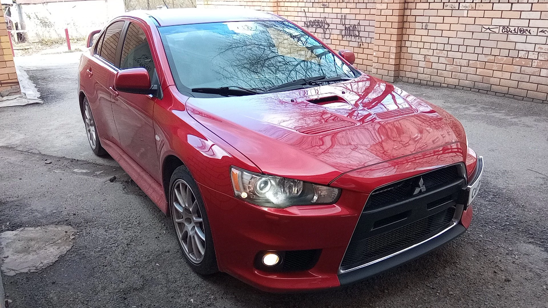 Внешний вид автомобиля — MITSUBISHI Lancer Evolution