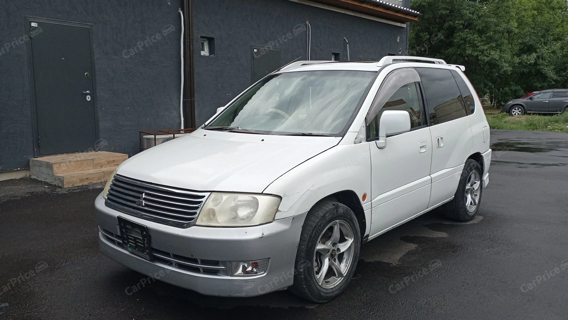 Внешний вид автомобиля — MITSUBISHI RVR