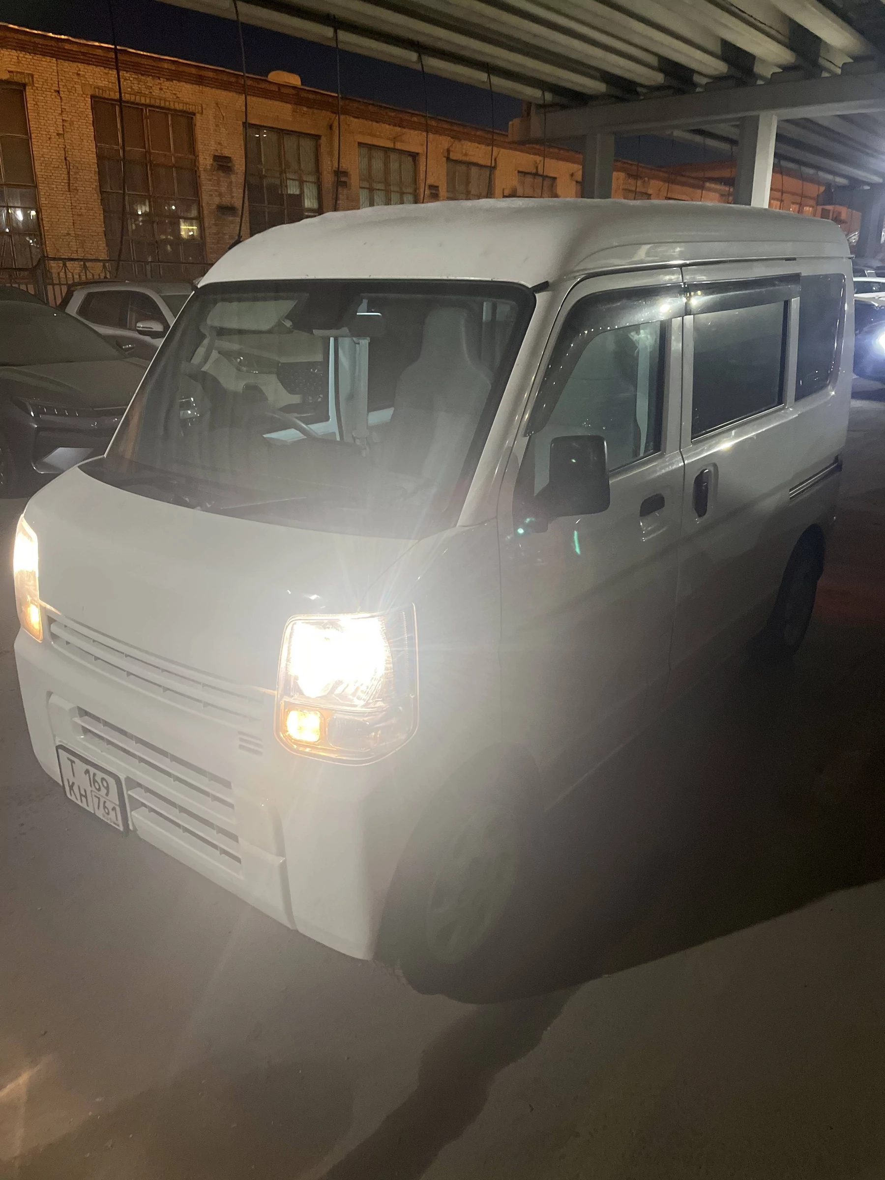 Внешний вид автомобиля — NISSAN Clipper