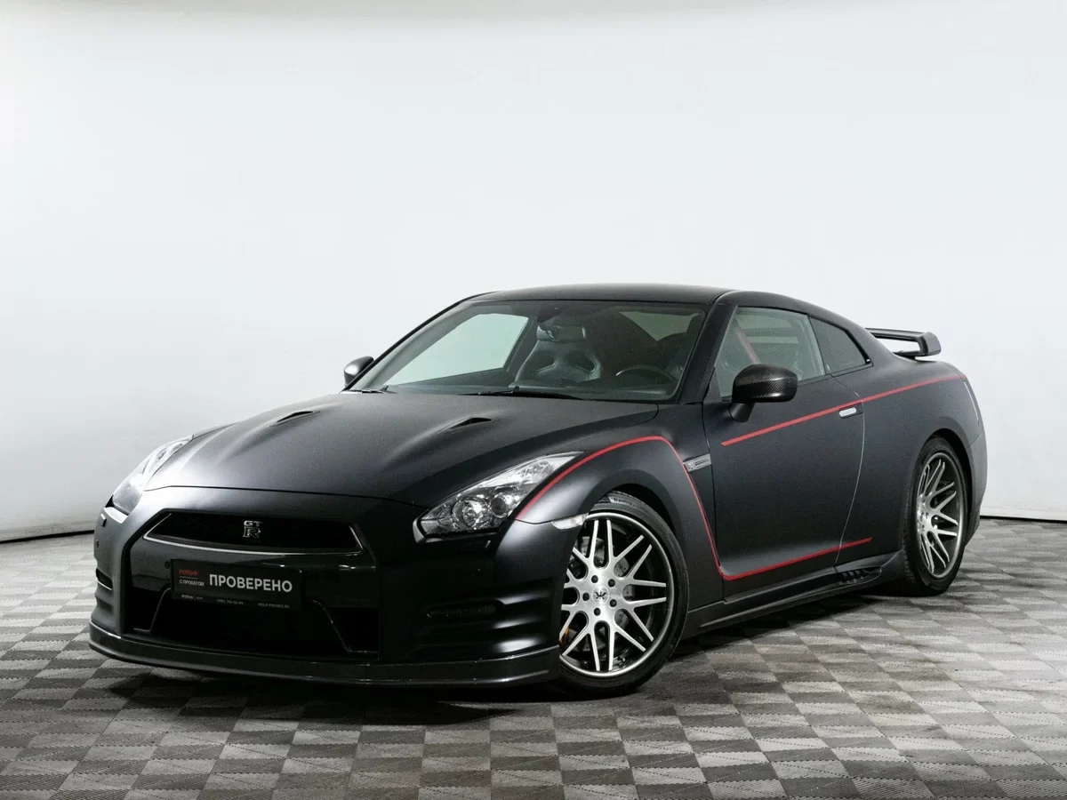 Внешний вид автомобиля — NISSAN GT-R