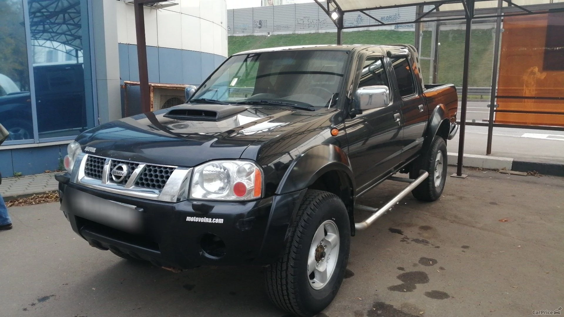 Внешний вид автомобиля — NISSAN NP 300