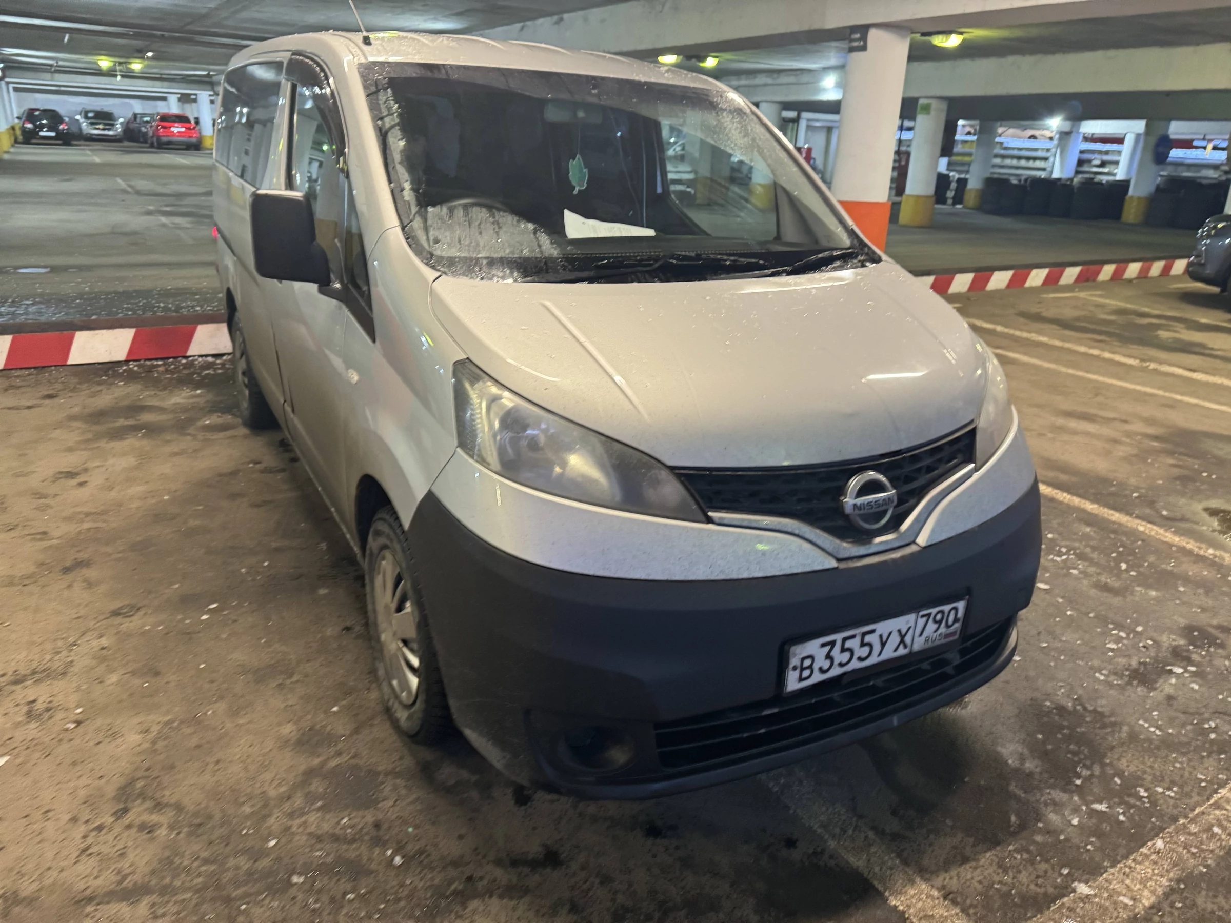 Внешний вид автомобиля — NISSAN NV200