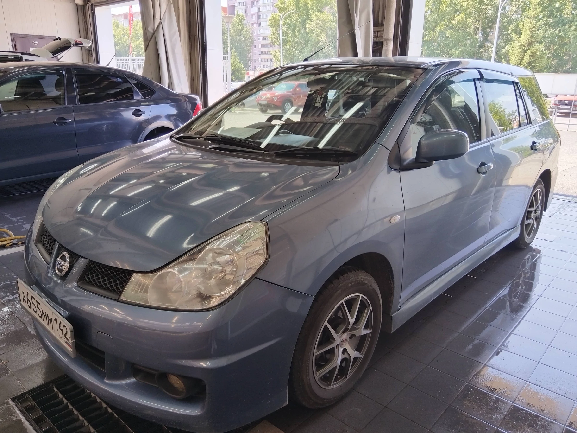 Внешний вид автомобиля — NISSAN WINGROAD
