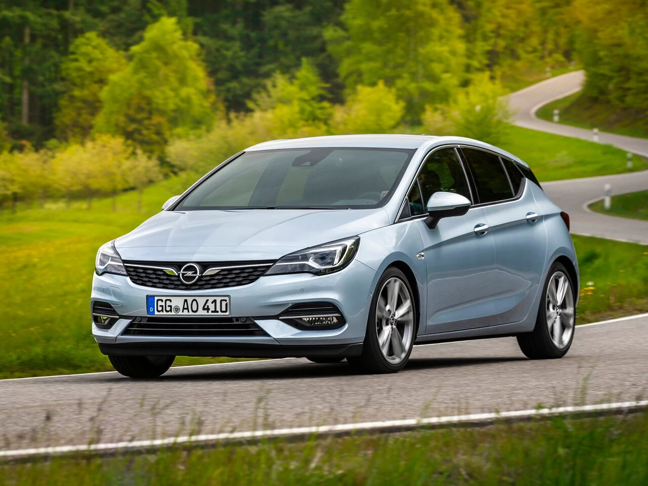 Внешний вид автомобиля — OPEL ASTRA