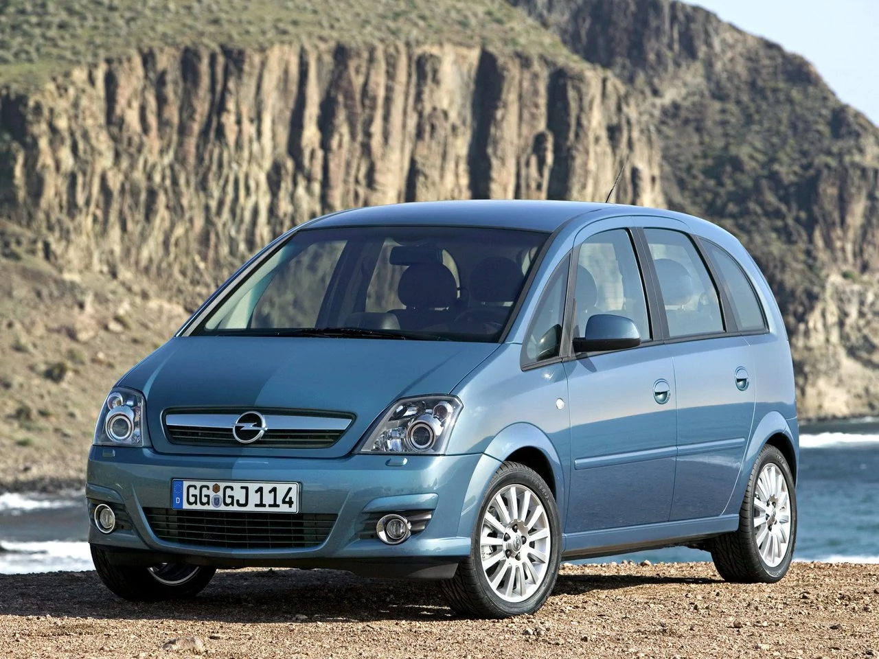 Внешний вид автомобиля — OPEL MERIVA