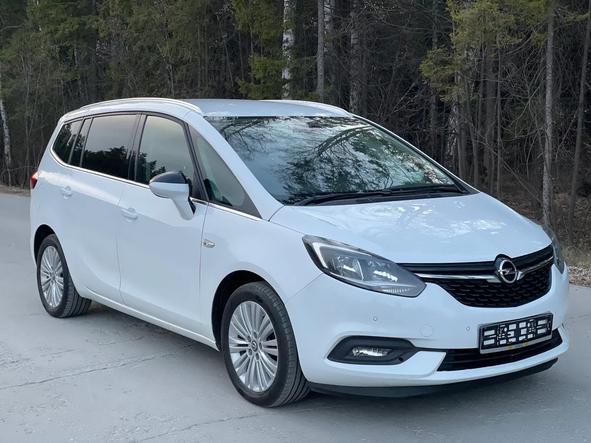 Внешний вид автомобиля — OPEL ZAFIRA