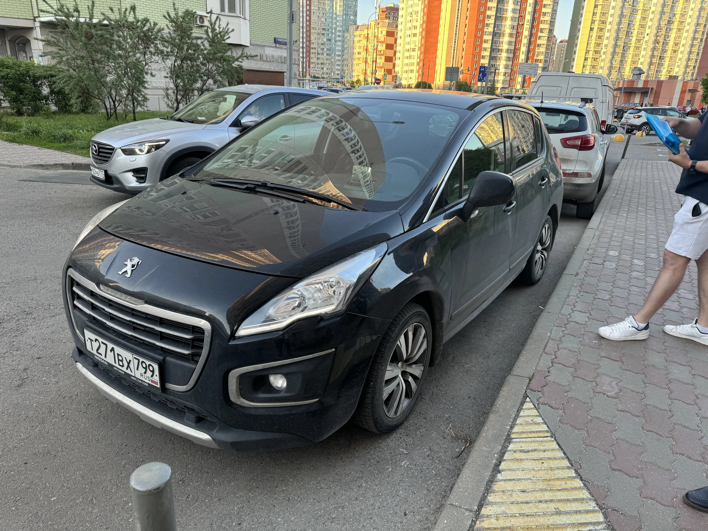 Внешний вид автомобиля — PEUGEOT 3008