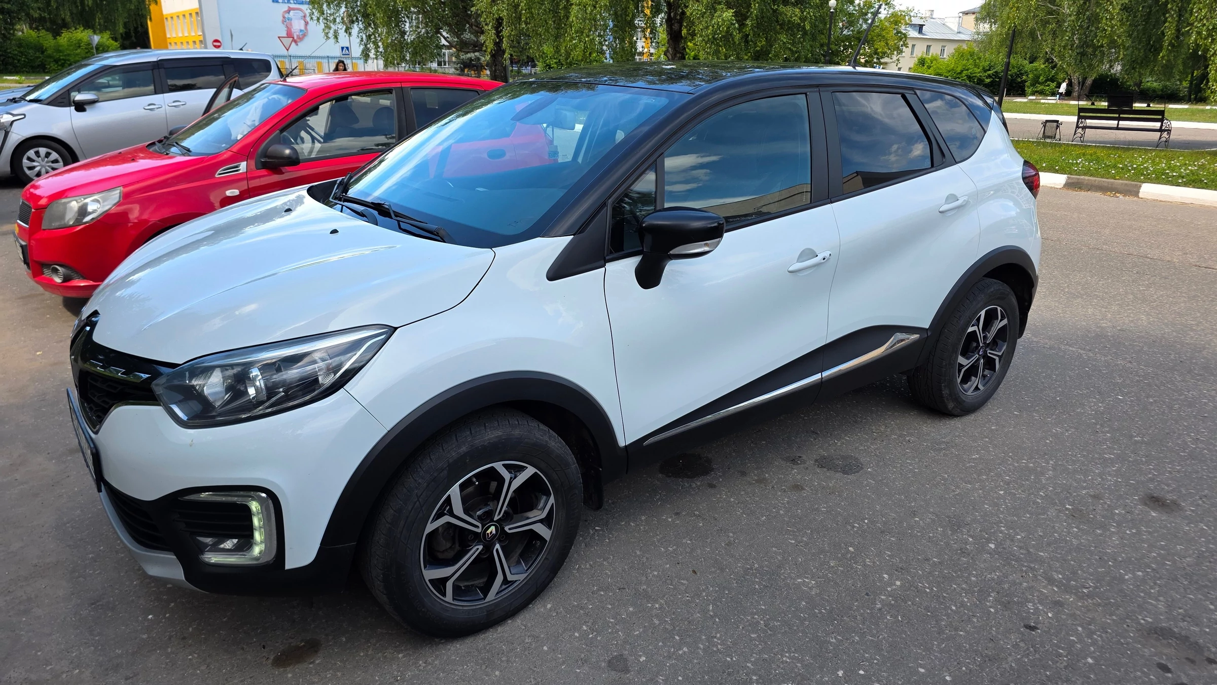 Внешний вид автомобиля — RENAULT Captur