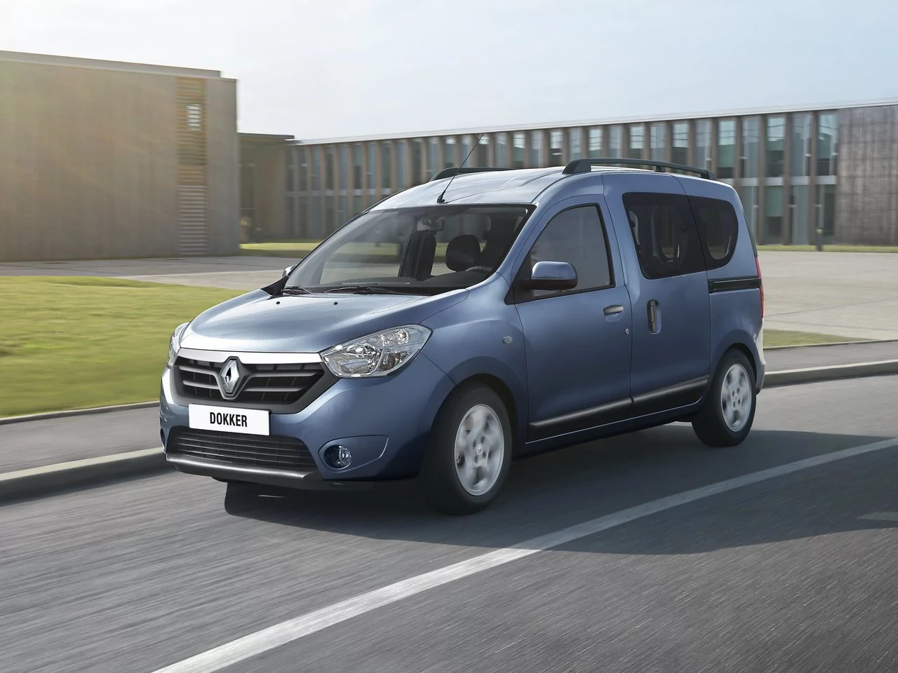 Внешний вид автомобиля — RENAULT DOKKER