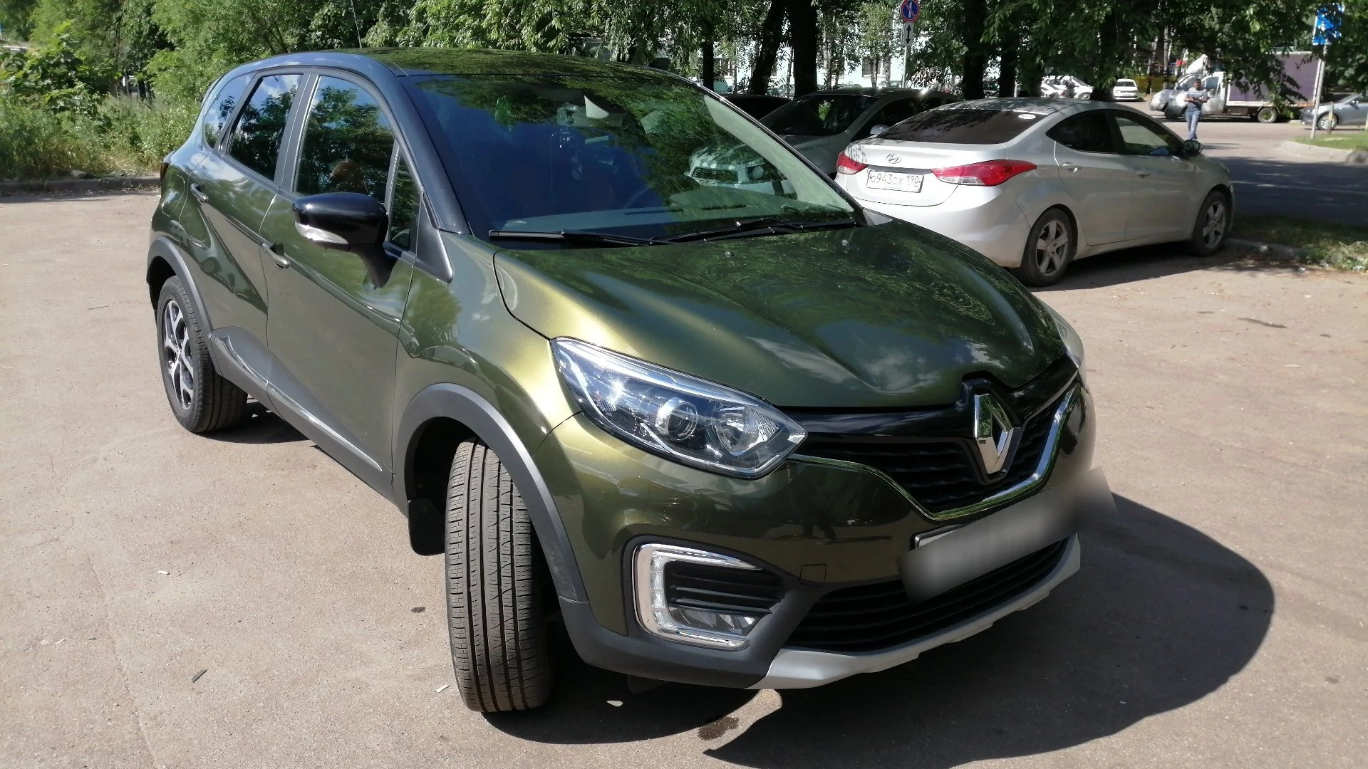 Внешний вид автомобиля — RENAULT KAPTUR