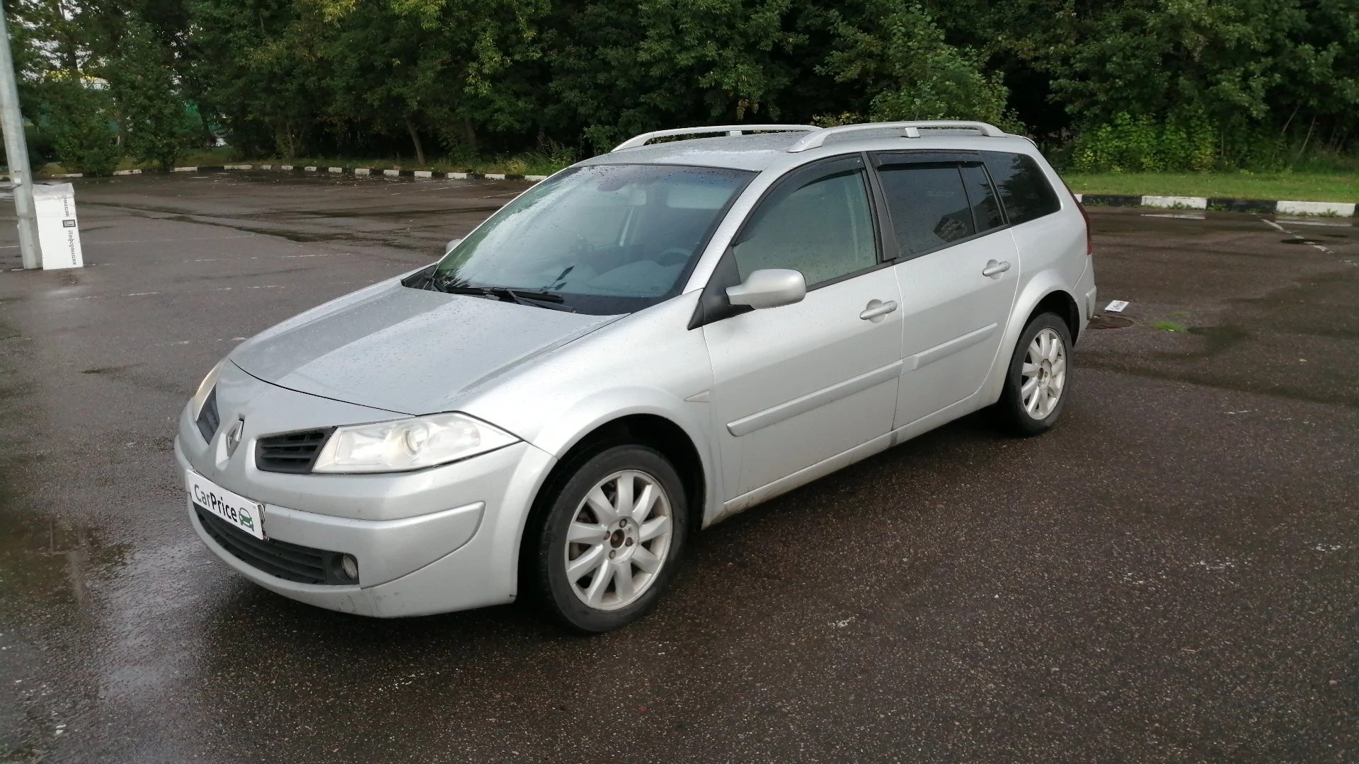 Внешний вид автомобиля — RENAULT MEGANE