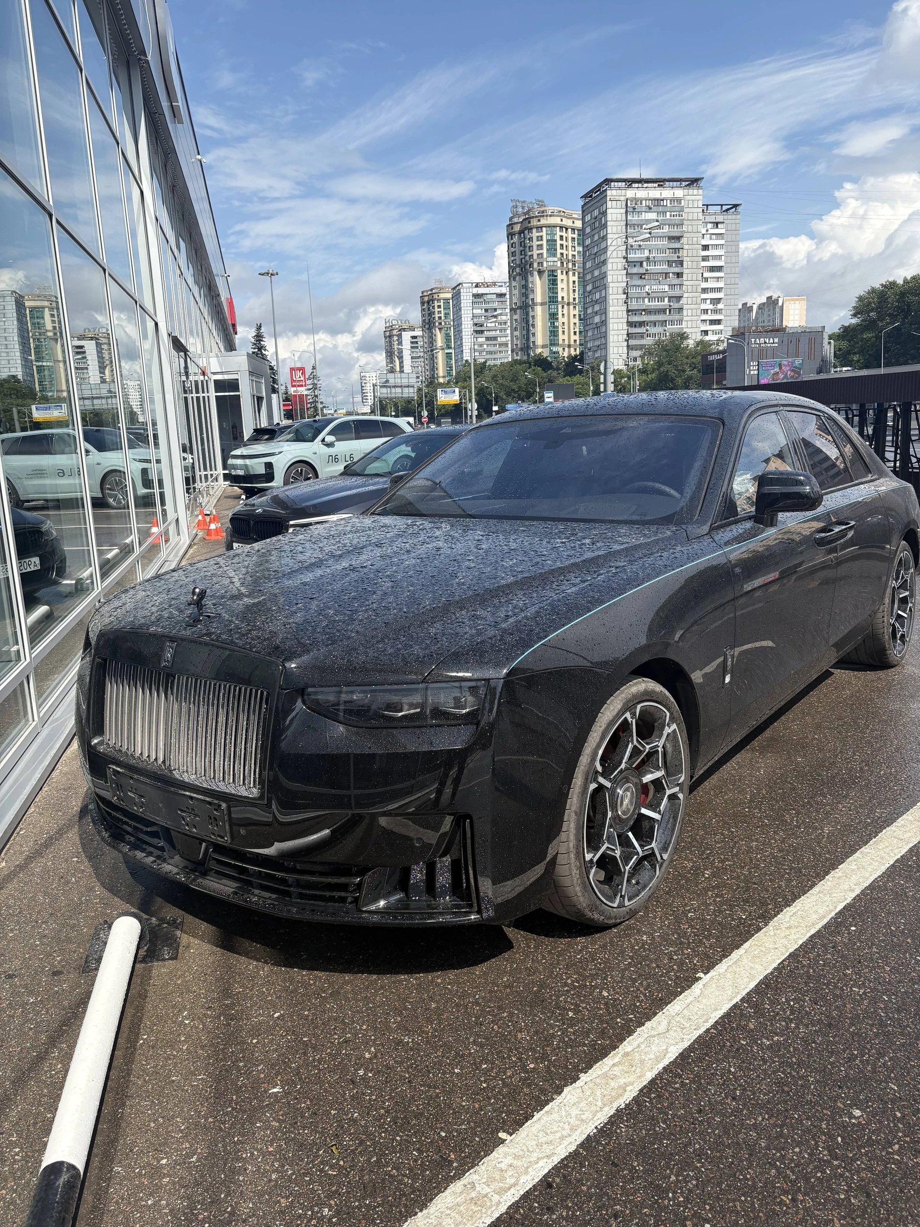 Внешний вид автомобиля — Rolls-Royce GHOST