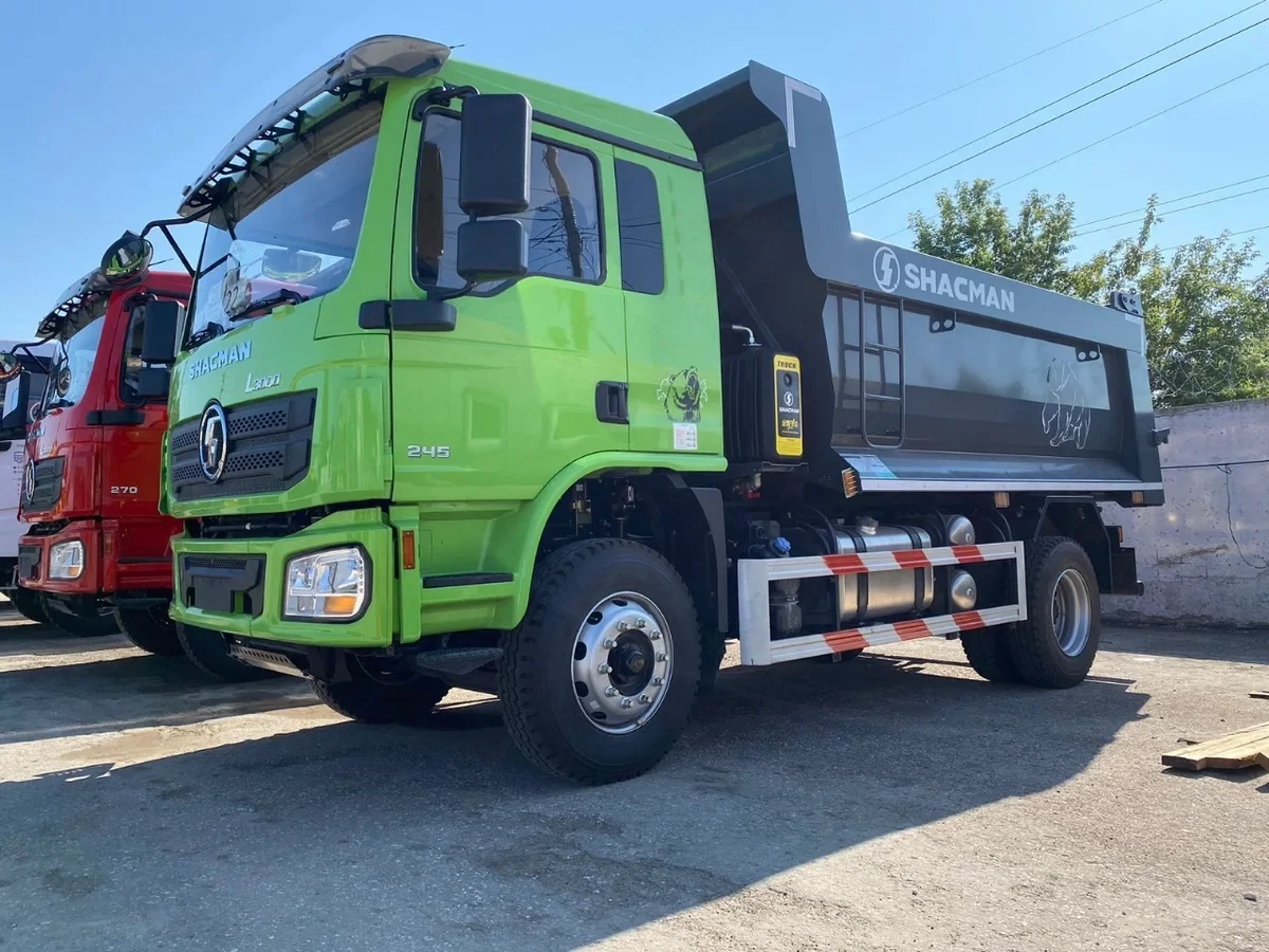 Внешний вид автомобиля — SHACMAN L3000