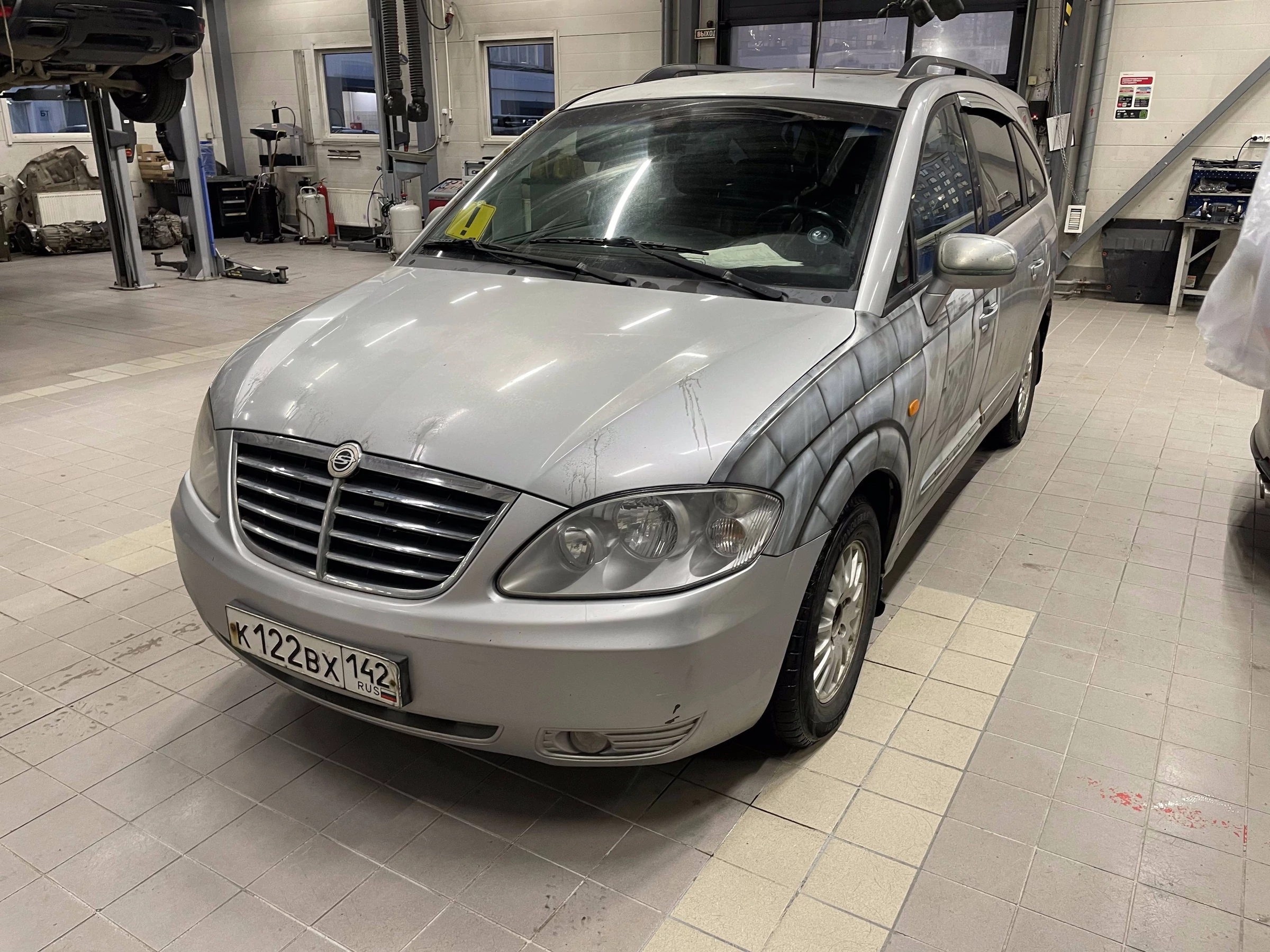 Внешний вид автомобиля — SSANGYONG RODIUS