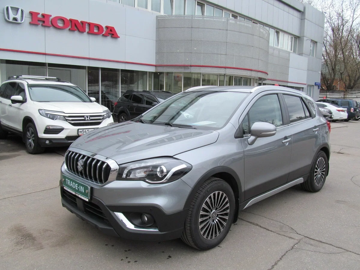 Внешний вид автомобиля — SUZUKI SX4