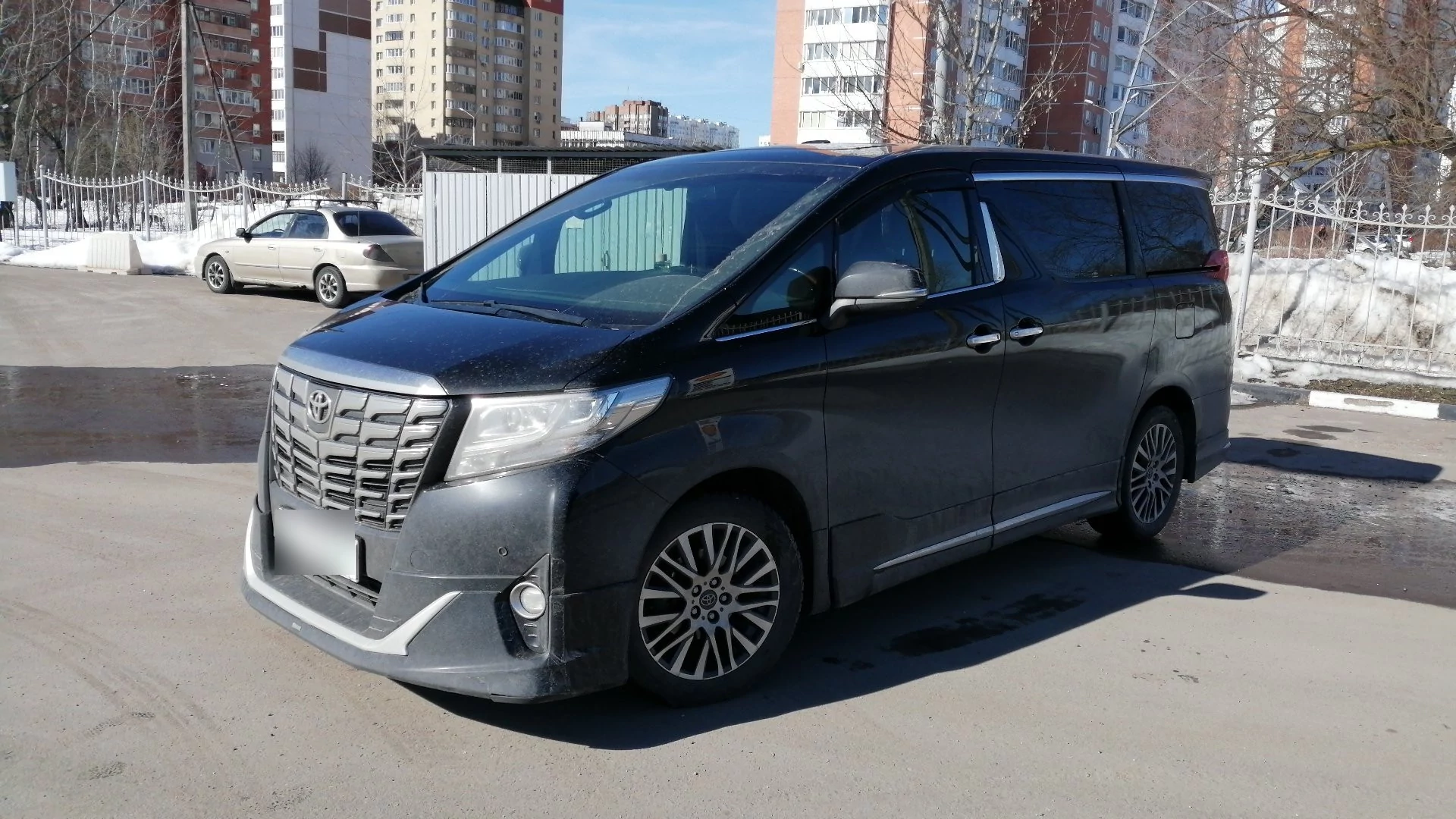 Внешний вид автомобиля — TOYOTA ALPHARD
