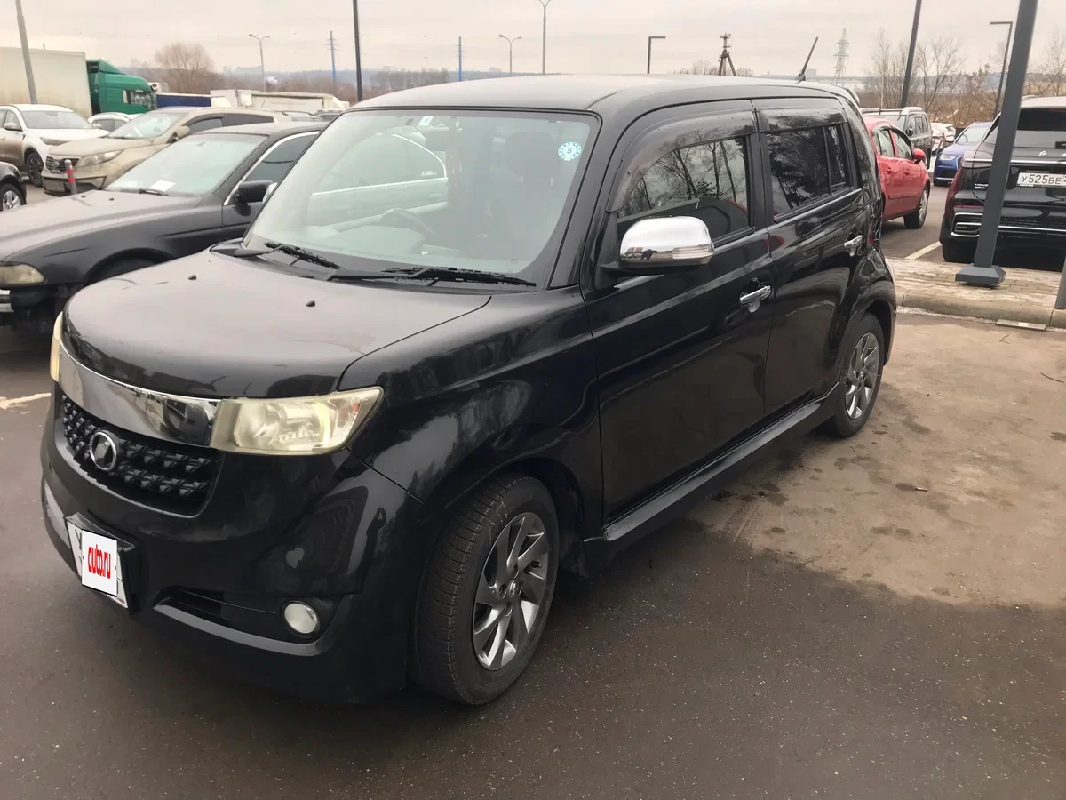 Внешний вид автомобиля — TOYOTA bB
