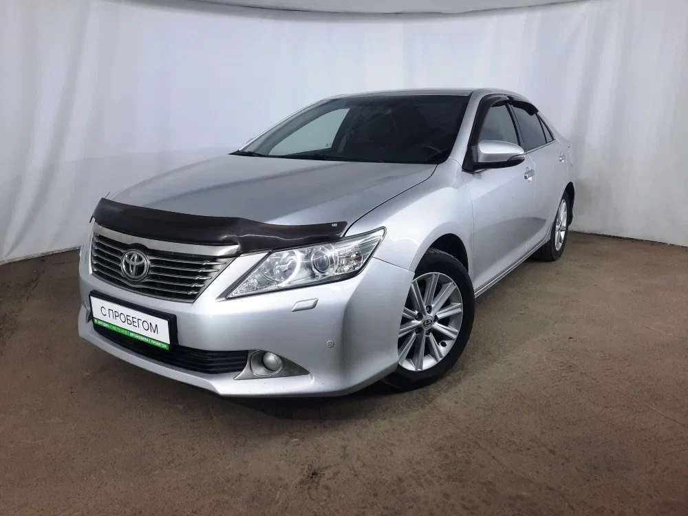 Внешний вид автомобиля — TOYOTA CAMRY