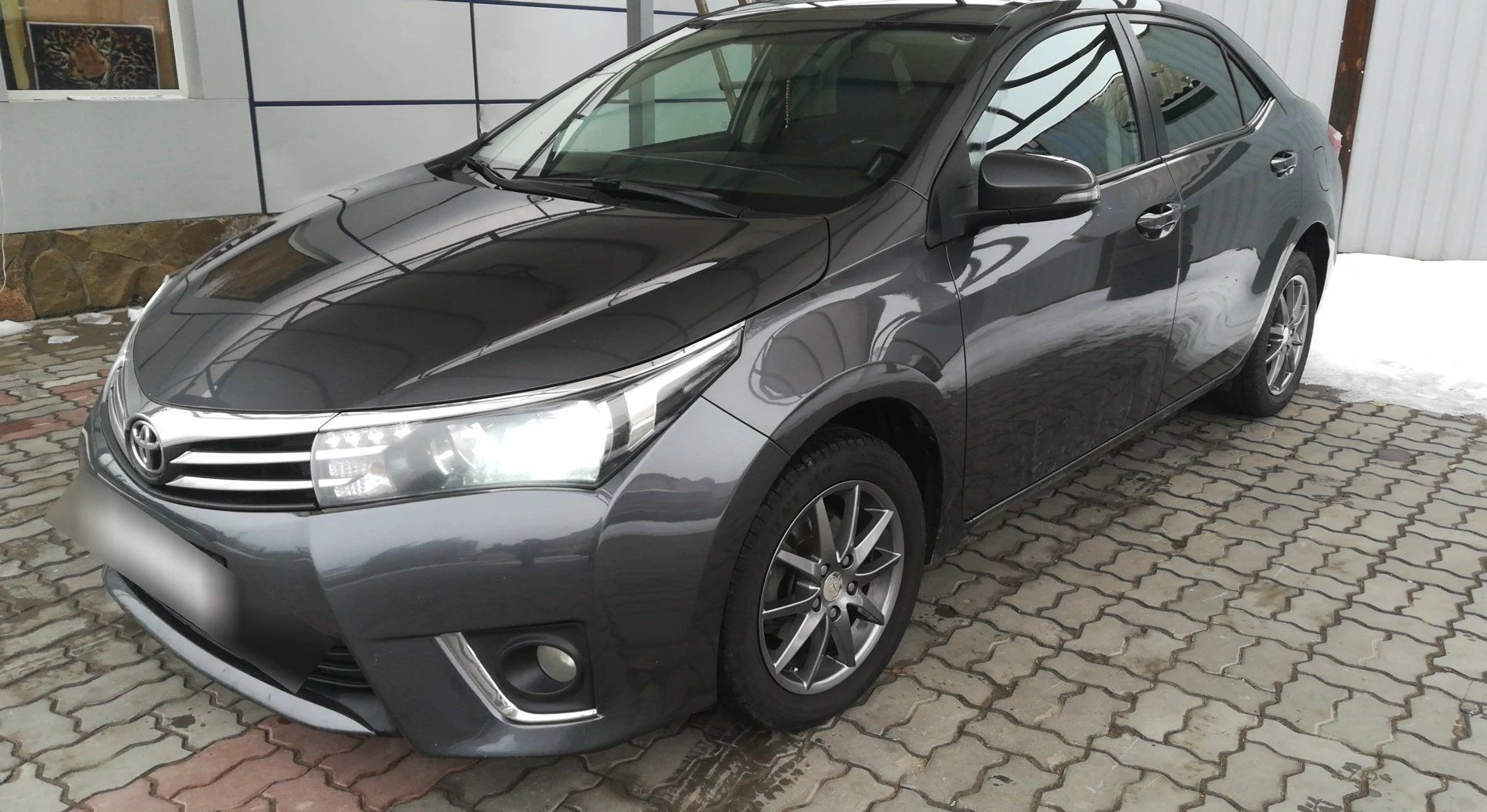 Внешний вид автомобиля — TOYOTA COROLLA