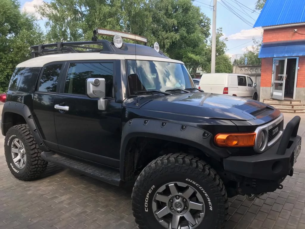 Внешний вид автомобиля — TOYOTA FJ CRUISER