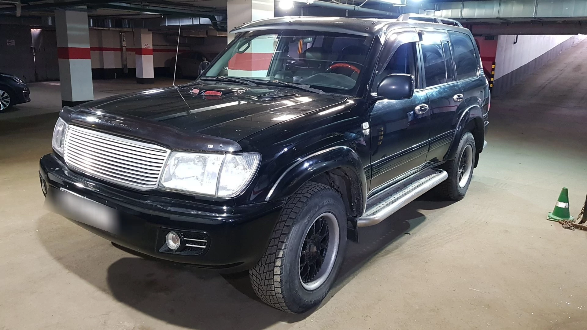 Внешний вид автомобиля — TOYOTA LAND CRUISER