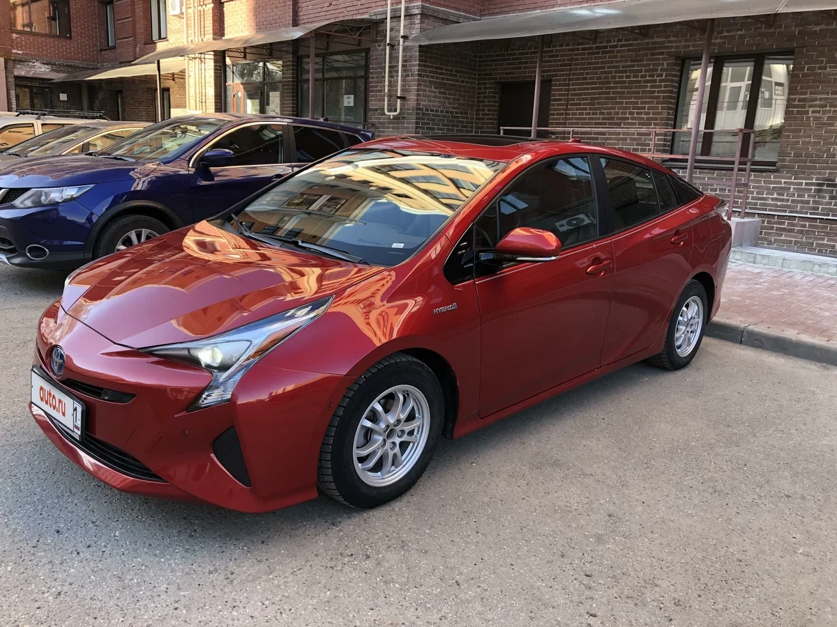 Внешний вид автомобиля — TOYOTA PRIUS