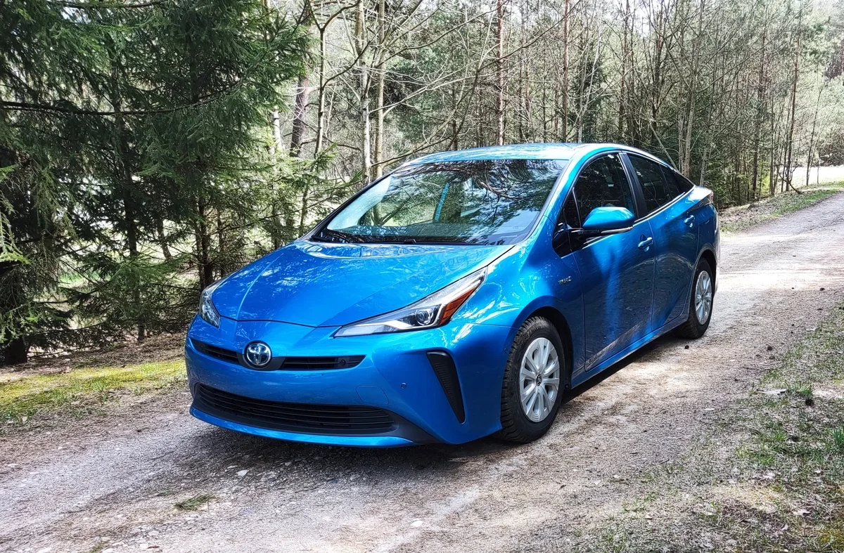 Внешний вид автомобиля — TOYOTA PRIUS