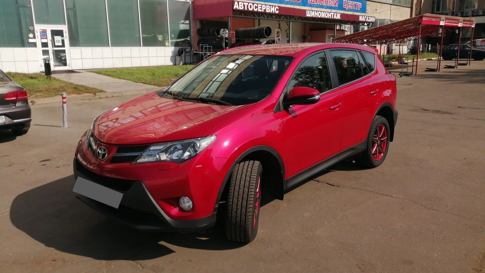 Внешний вид автомобиля — TOYOTA RAV4