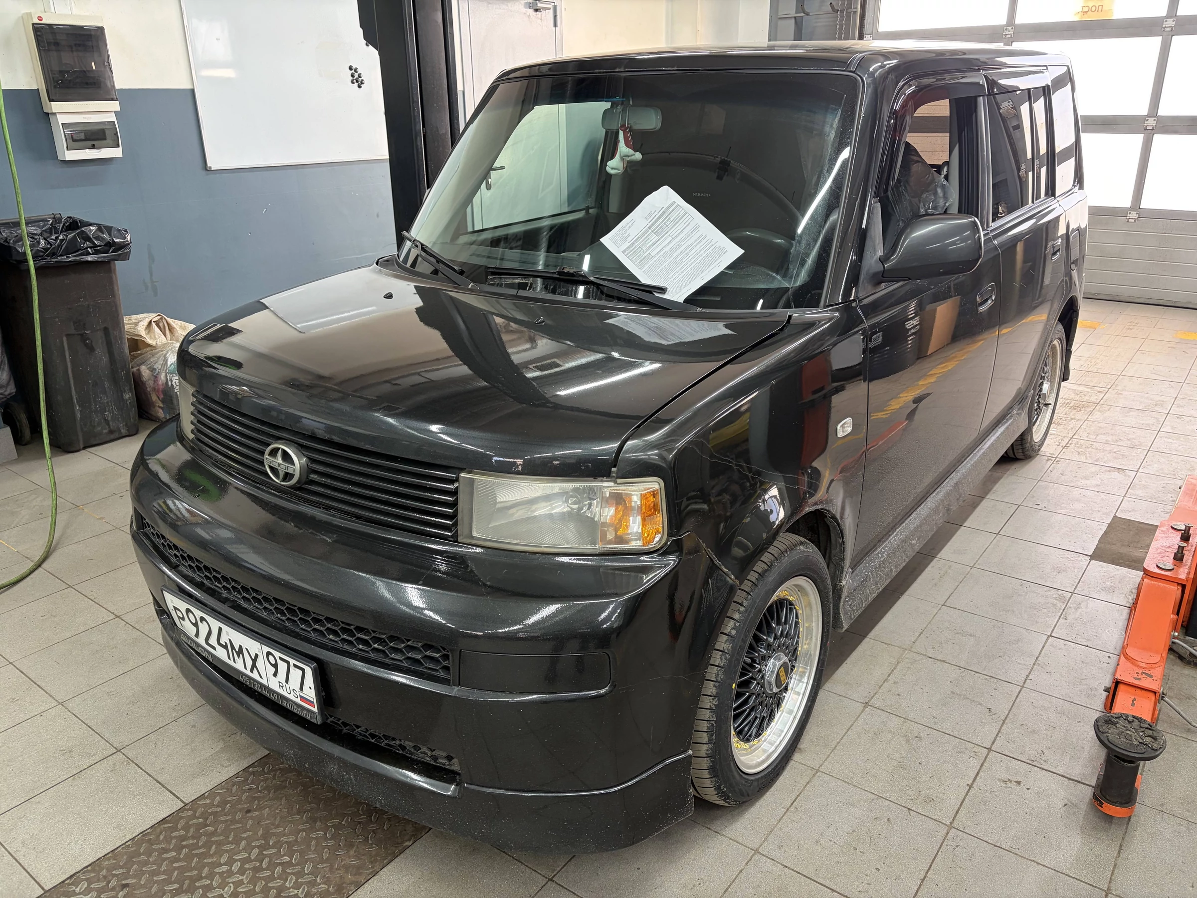 Внешний вид автомобиля — TOYOTA SCION