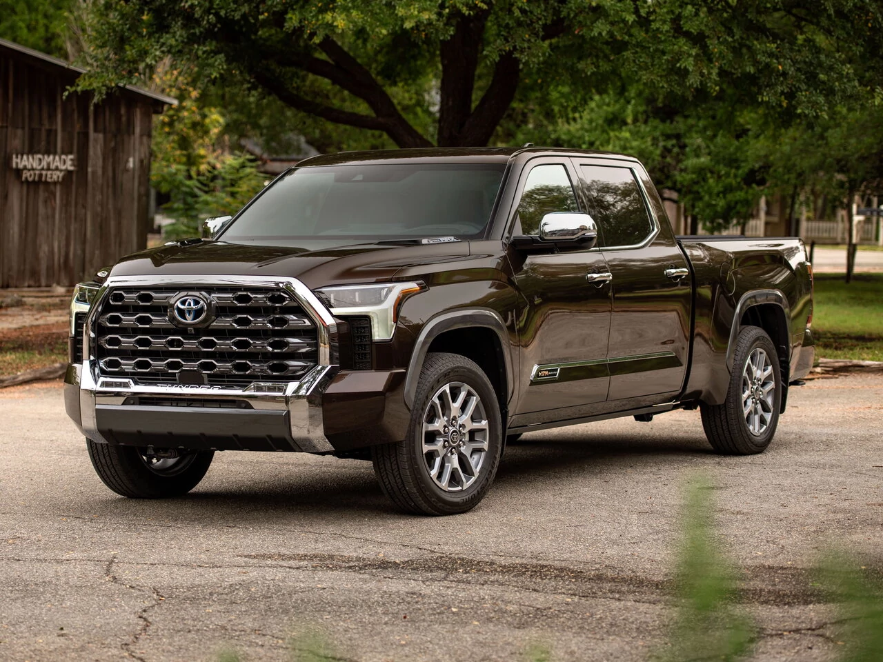 Внешний вид автомобиля — TOYOTA TUNDRA
