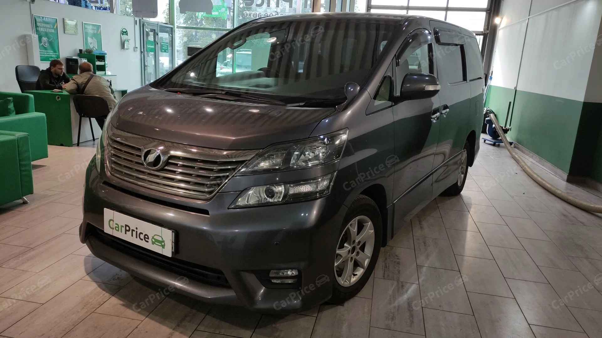 Внешний вид автомобиля — TOYOTA Vellfire